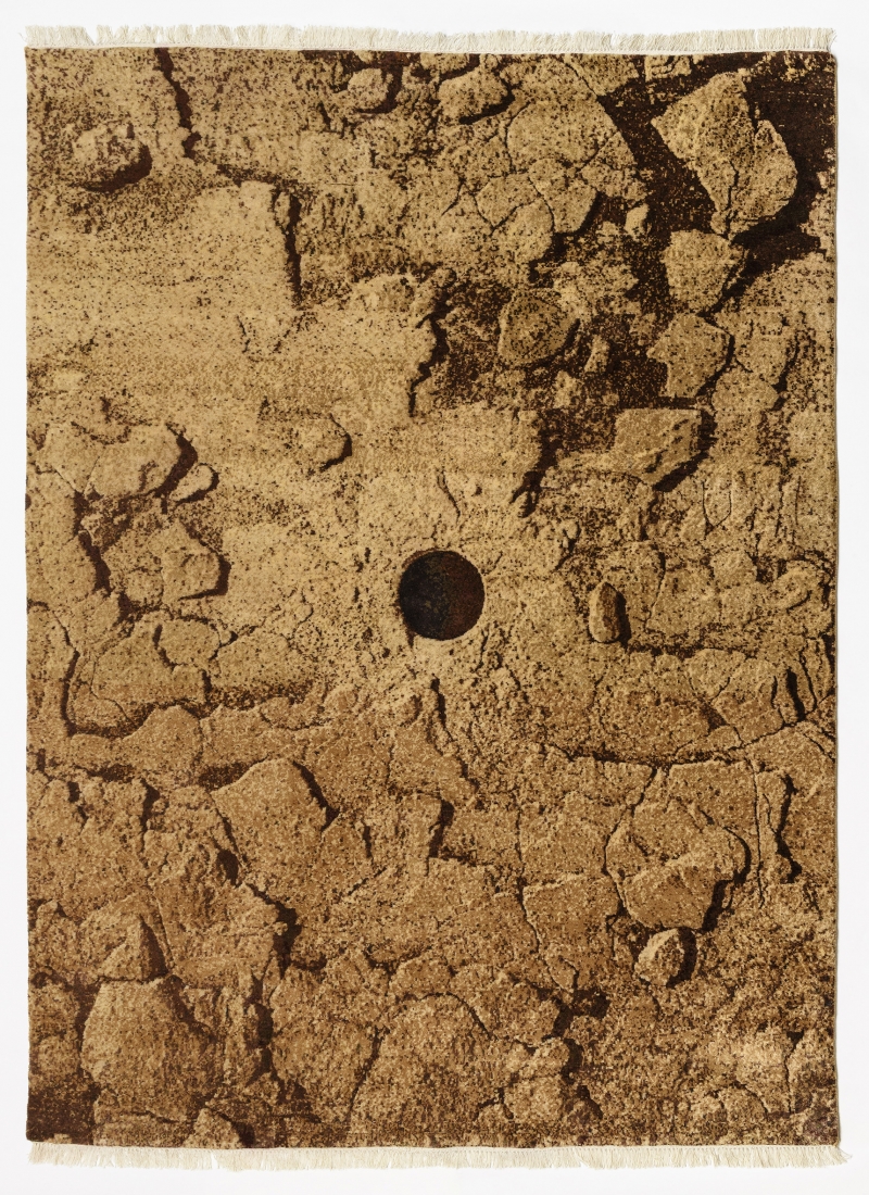 Sol 2890, 2021, tappeto in lana realizzato a mano, cm 200 x 150. ph Giorgi Benni