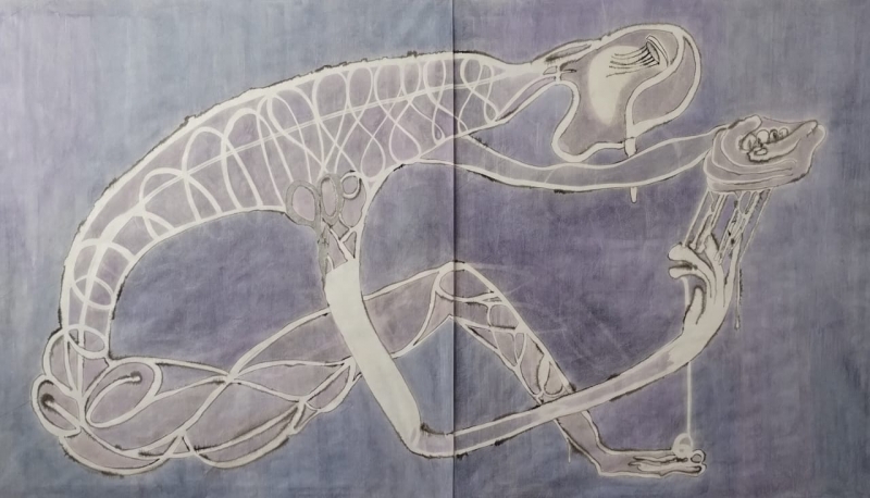 A todos los efectos, 2023. Anilina, acrilico, evidenziatore e inchiostro su tessuto di polietilene, cm 150 x 260